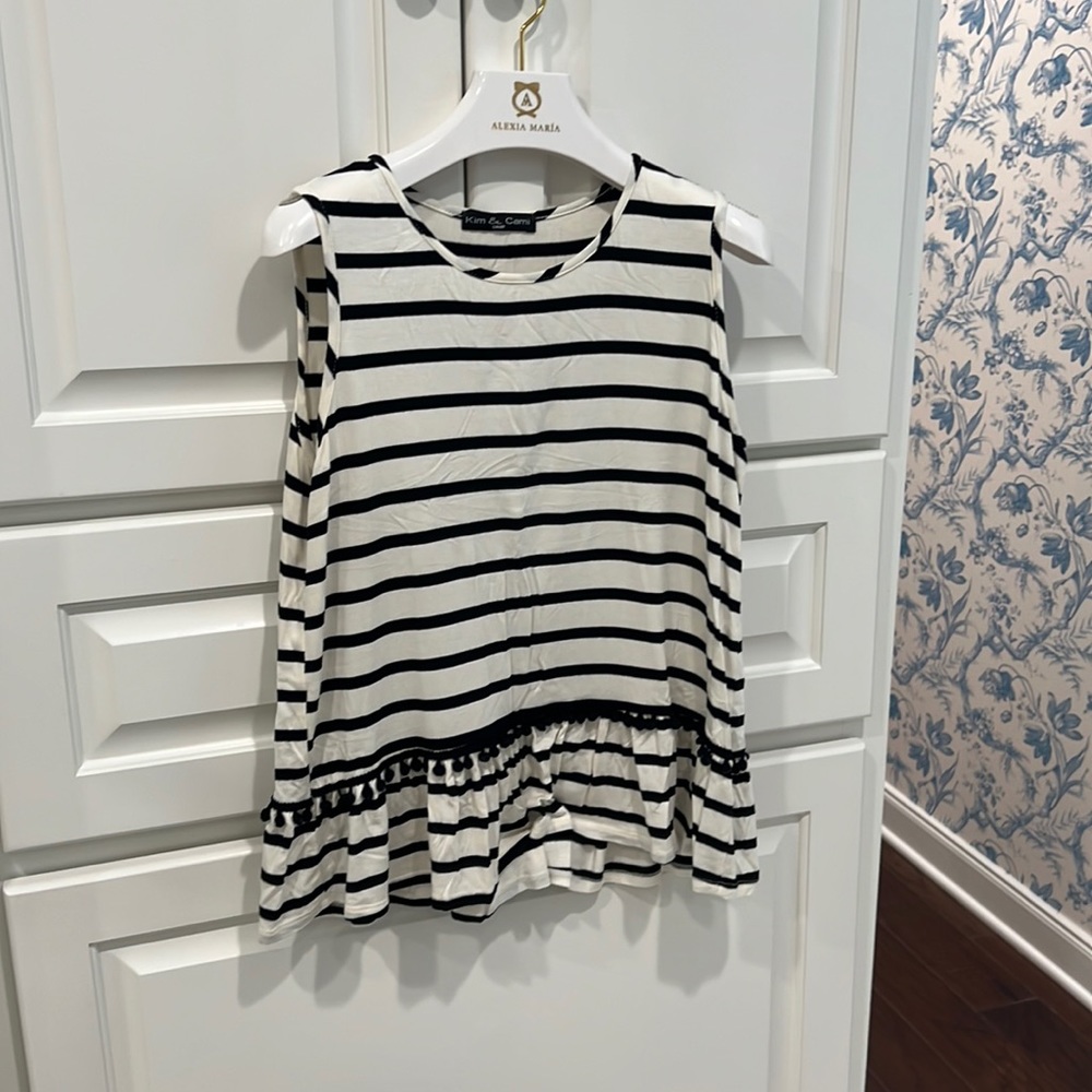STRIPED SOFT TANK TOP W/ POM POMS